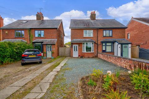 undefined, Long Lane, Chester CH1
