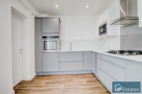4 bedroom terraced house for sale, Black-A-Tree Road, Nuneaton