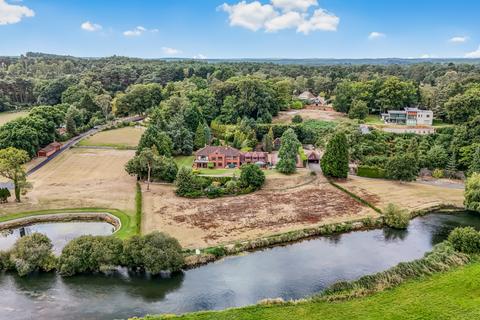 8 bedroom detached house for sale, Avon Castle Drive, Ringwood, Dorset, BH24