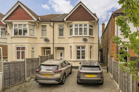 Barlow Road, London W3