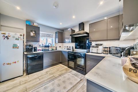 4 bedroom semi-detached house for sale, Fairway, Gloucestershire GL20