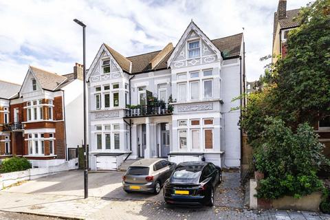 2 bedroom flat for sale, Knollys Road, London SW16