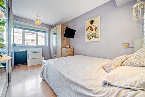 1 bedroom apartment for sale, Longfield Estate, London