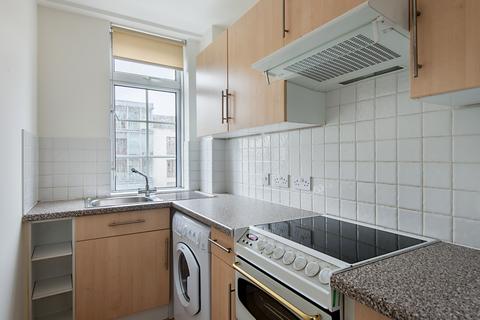 1 bedroom apartment to rent, Grove End Gardens, Grove End Road, St John's Wood, London, NW8