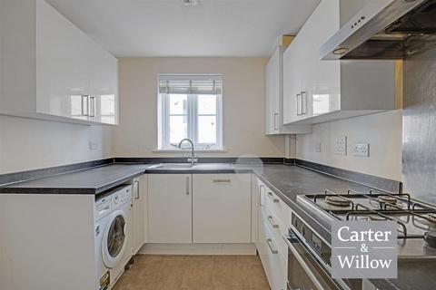 4 bedroom semi-detached house for sale, Dorrington Close, Barking, Essex