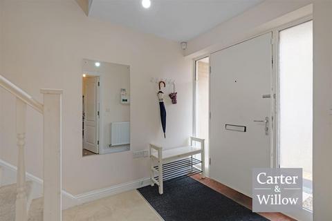 undefined, Dorrington Close, Barking, Essex