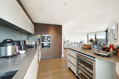2 bedroom apartment for sale, Riverlight Quay, London