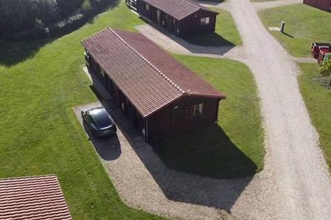 3 bedroom log cabin for sale, Messingham Lakes, Butterwick Road, Messingham DN17