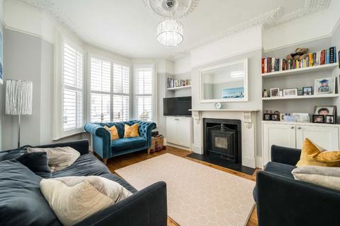 4 bedroom house for sale, Ballater Road, London SW2