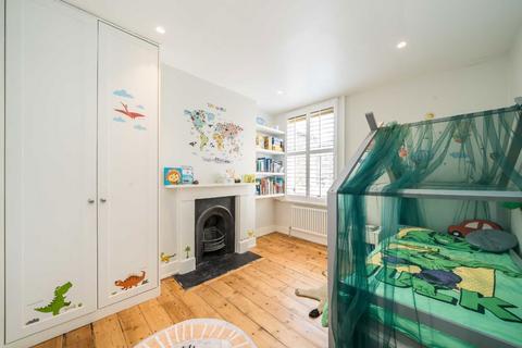 4 bedroom house for sale, Ballater Road, London SW2