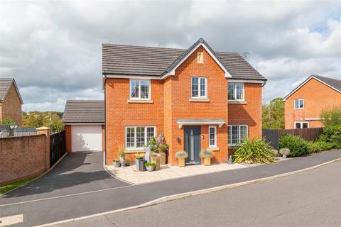4 bedroom detached house for sale, Goldfinch Drive, Preston PR4