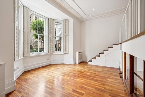 Redcliffe Square, Chelsea, London