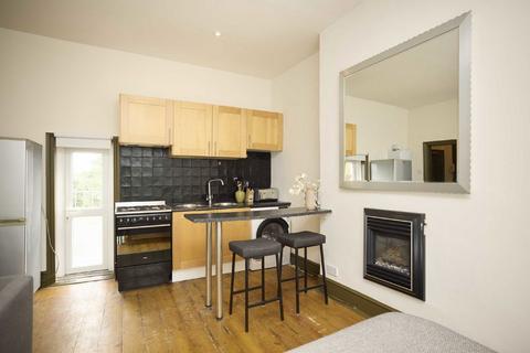 undefined, Highlever Road, London W10