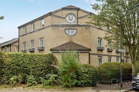 1 bedroom flat for sale, Thame Road, London, SE16