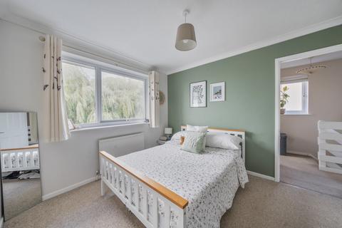 3 bedroom semi-detached house for sale, Tirlebank Way, Gloucestershire GL20