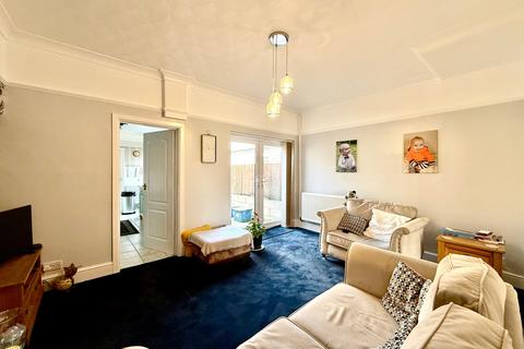 3 bedroom terraced house for sale, Collingwood Road, Newport NP19