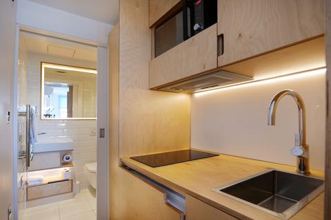 Studio to rent, Philbeach Gardens, Earls Court, London, SW5
