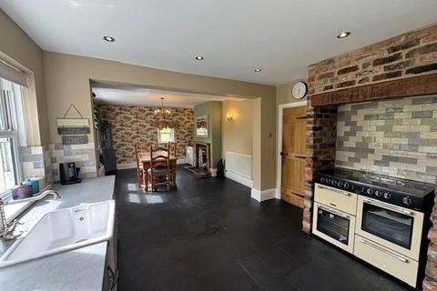 3 bedroom detached house for sale, Barmby on the Marsh