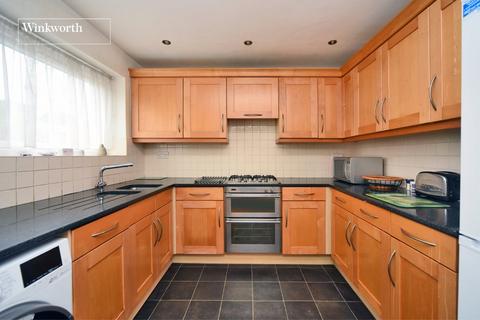 4 bedroom link detached house for sale, Evesham Close, Cheam, Sutton, SM2