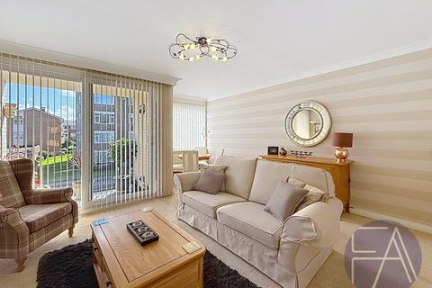 2 bedroom flat for sale, Victoria Court, Southport PR8