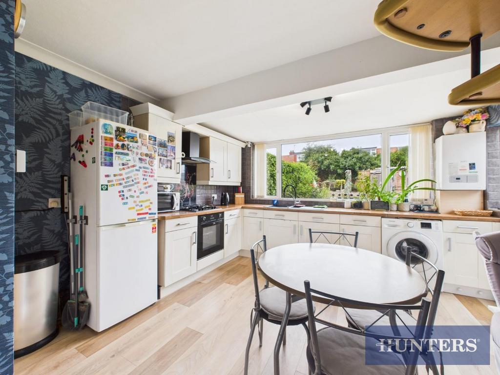 CAM05333 G0-PR0230-STILL007.jpg