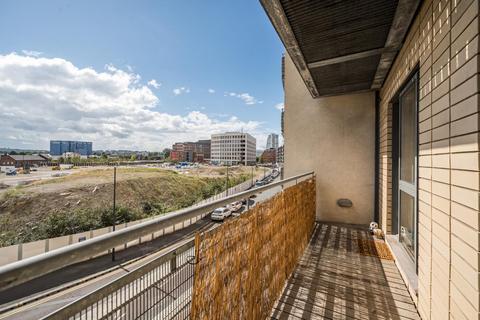 1 bedroom apartment for sale, Bowman Lane, Leeds