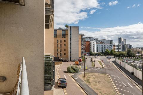 1 bedroom apartment for sale, Bowman Lane, Leeds