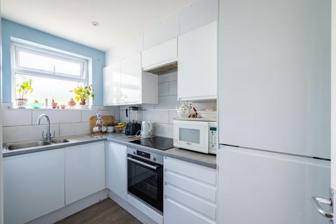 undefined, Brighton Road, Purley, CR8