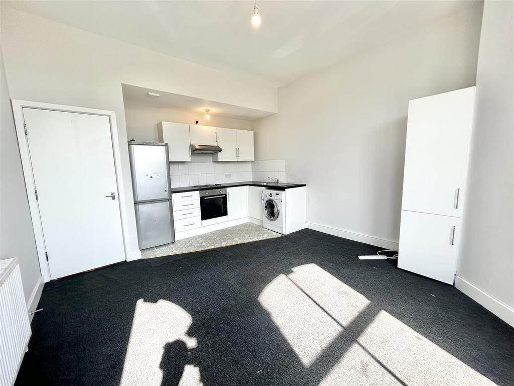 Kitchen/Living Room