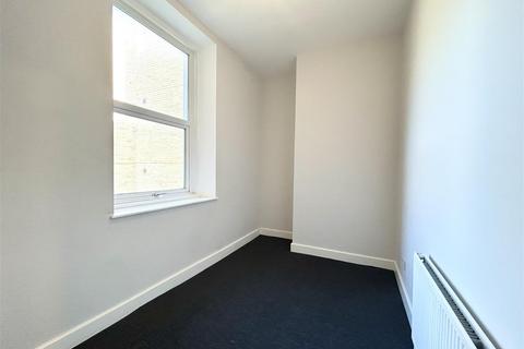 2 bedroom flat to rent, Dalby Square, Cliftonville, Margate