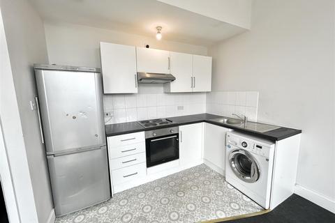 2 bedroom flat to rent, Dalby Square, Cliftonville, Margate