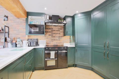 2 bedroom semi-detached house for sale, Villiers Court, Hedon, Hull,  HU12 8DY