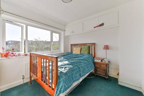 8 Oxtoby Way, London, SW16 5HD