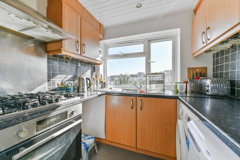 8 Oxtoby Way, London, SW16 5HD