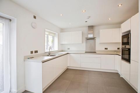 4 bedroom end of terrace house for sale, Cinder Close, Todmorden OL14