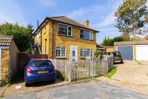 2 bedroom maisonette for sale, Addison Close, Caterham CR3