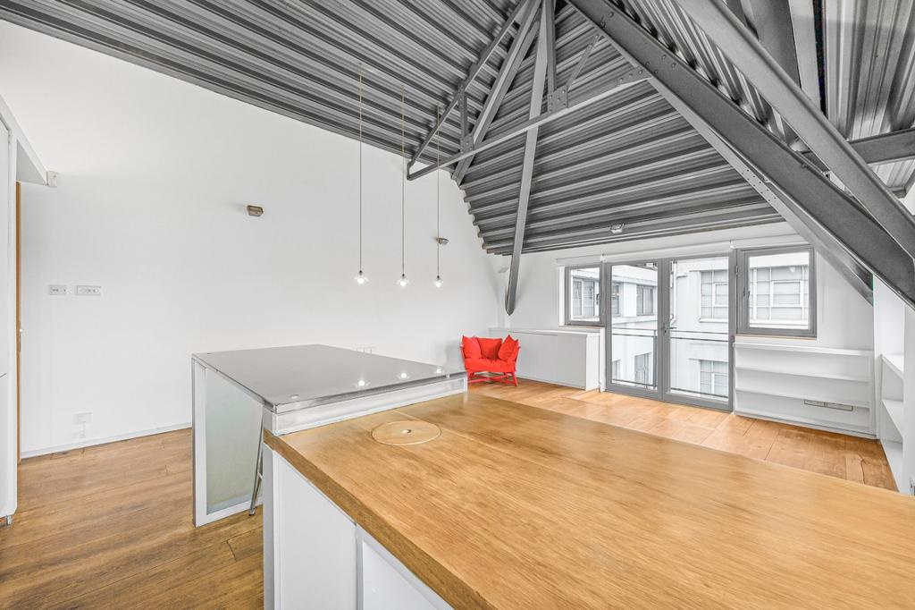 Kitchen/Reception