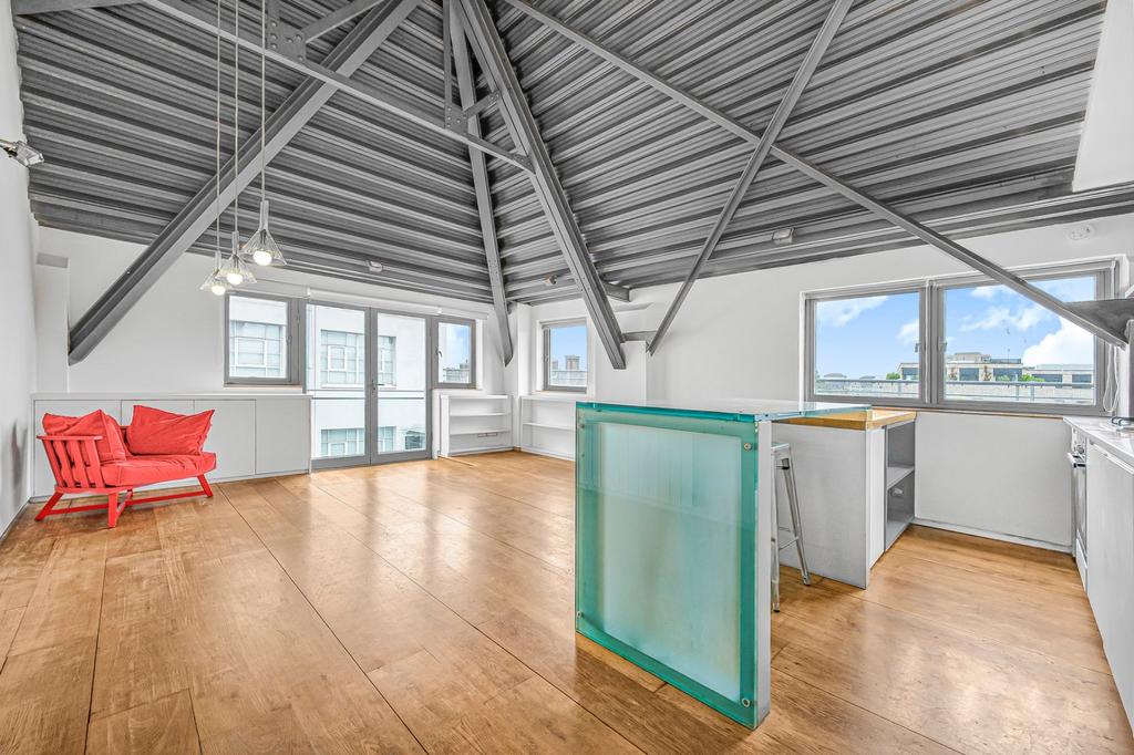 Kitchen/Reception