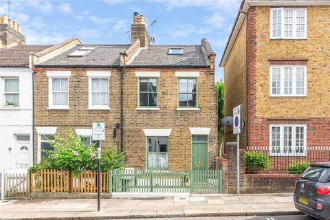 Frogmore, London, SW18