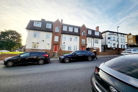 2 bedroom flat for sale, Faversham Court, Faversham Road, London, SE6 4XG