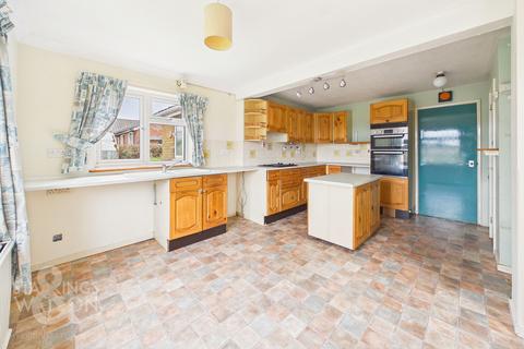 3 bedroom detached bungalow for sale, Green Lane, Norwich NR14