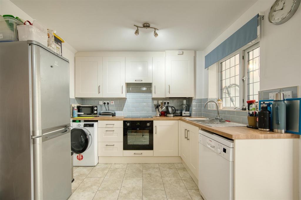 Kitchen .jpg