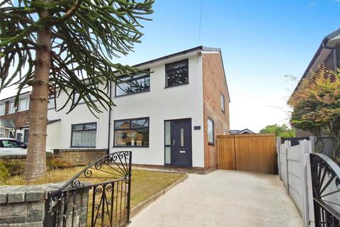 4 bedroom semi-detached house for sale, Ashton Field Drive, Manchester M28