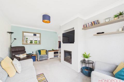 13 Darland Lane, Rossett, Wrexham, LL12 0EL