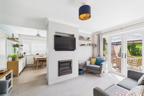 13 Darland Lane, Rossett, Wrexham, LL12 0EL