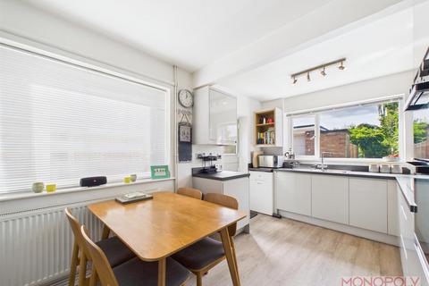 13 Darland Lane, Rossett, Wrexham, LL12 0EL