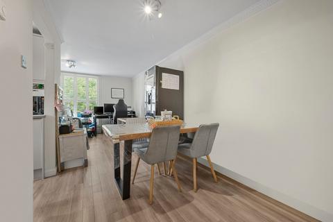 2 bedroom flat for sale, Lanark Road, Maida Vale, London