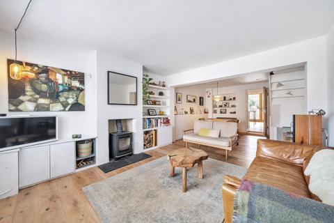 undefined, Esmond Place, Woodside Road, Chiddingfold, GU8