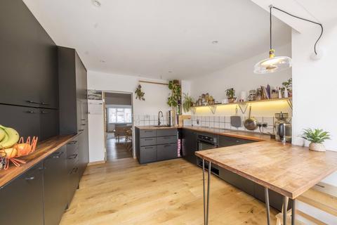 undefined, Esmond Place, Woodside Road, Chiddingfold, GU8