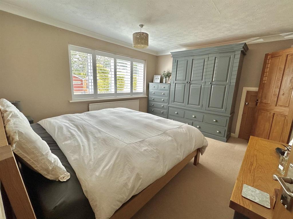 Thumbnail image3.jpg